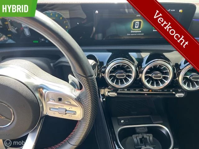 Hoofdafbeelding Mercedes-Benz CLA