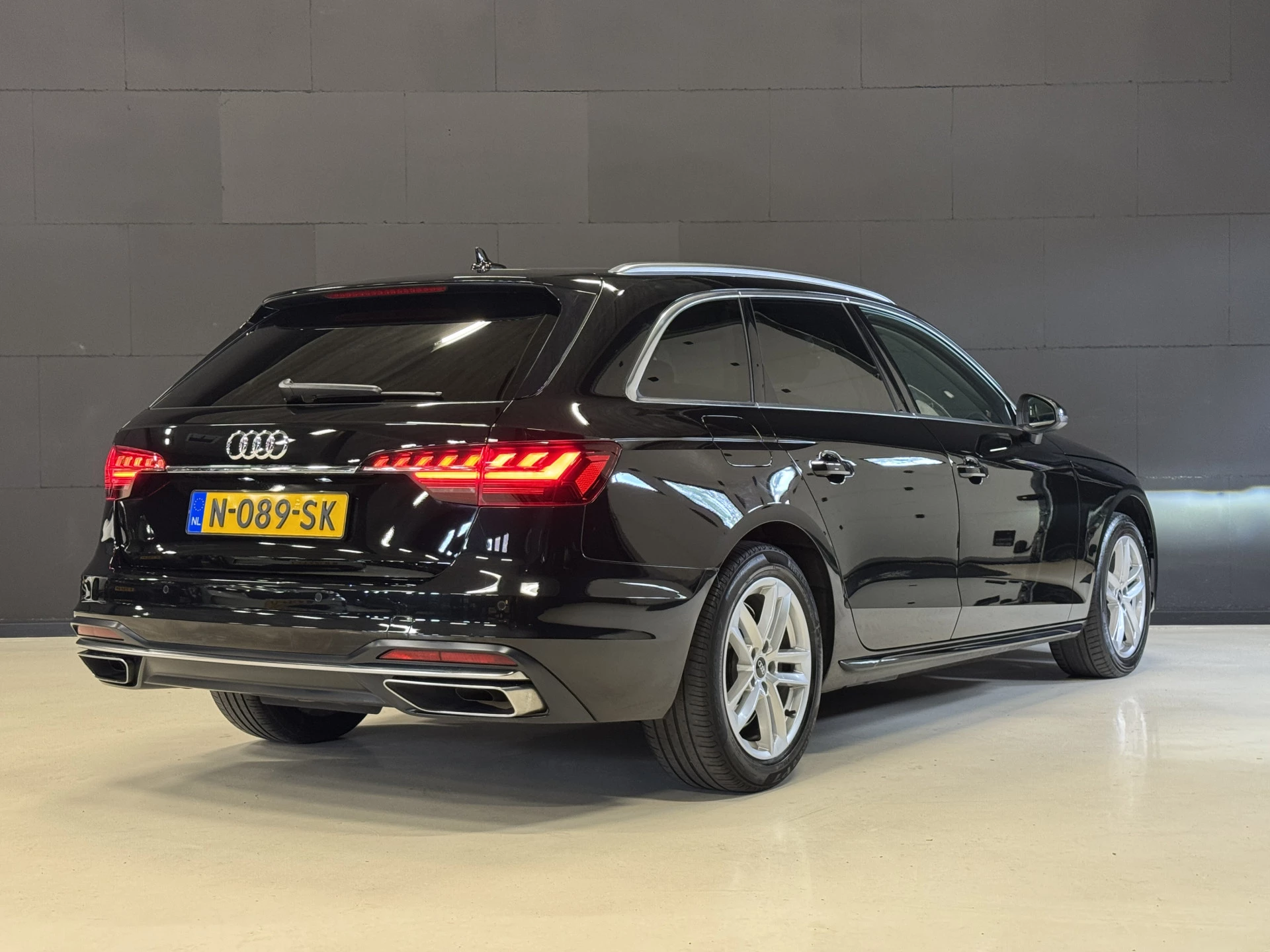Hoofdafbeelding Audi A4
