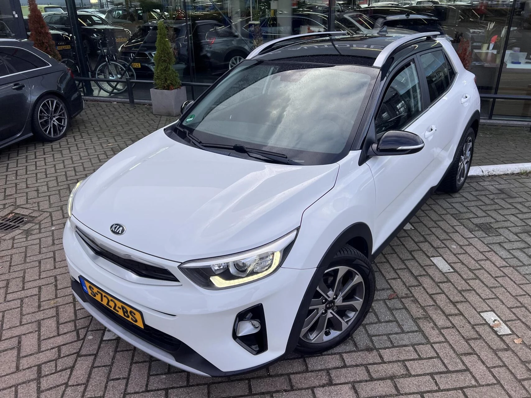 Hoofdafbeelding Kia Stonic