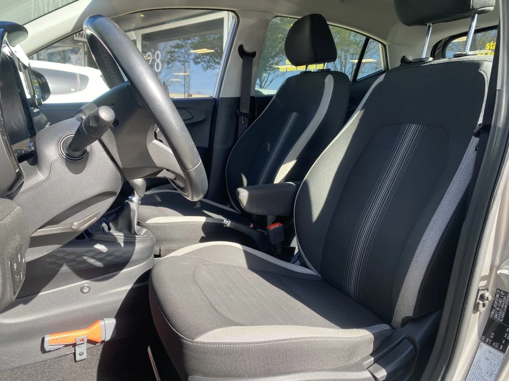 Hoofdafbeelding Hyundai i10
