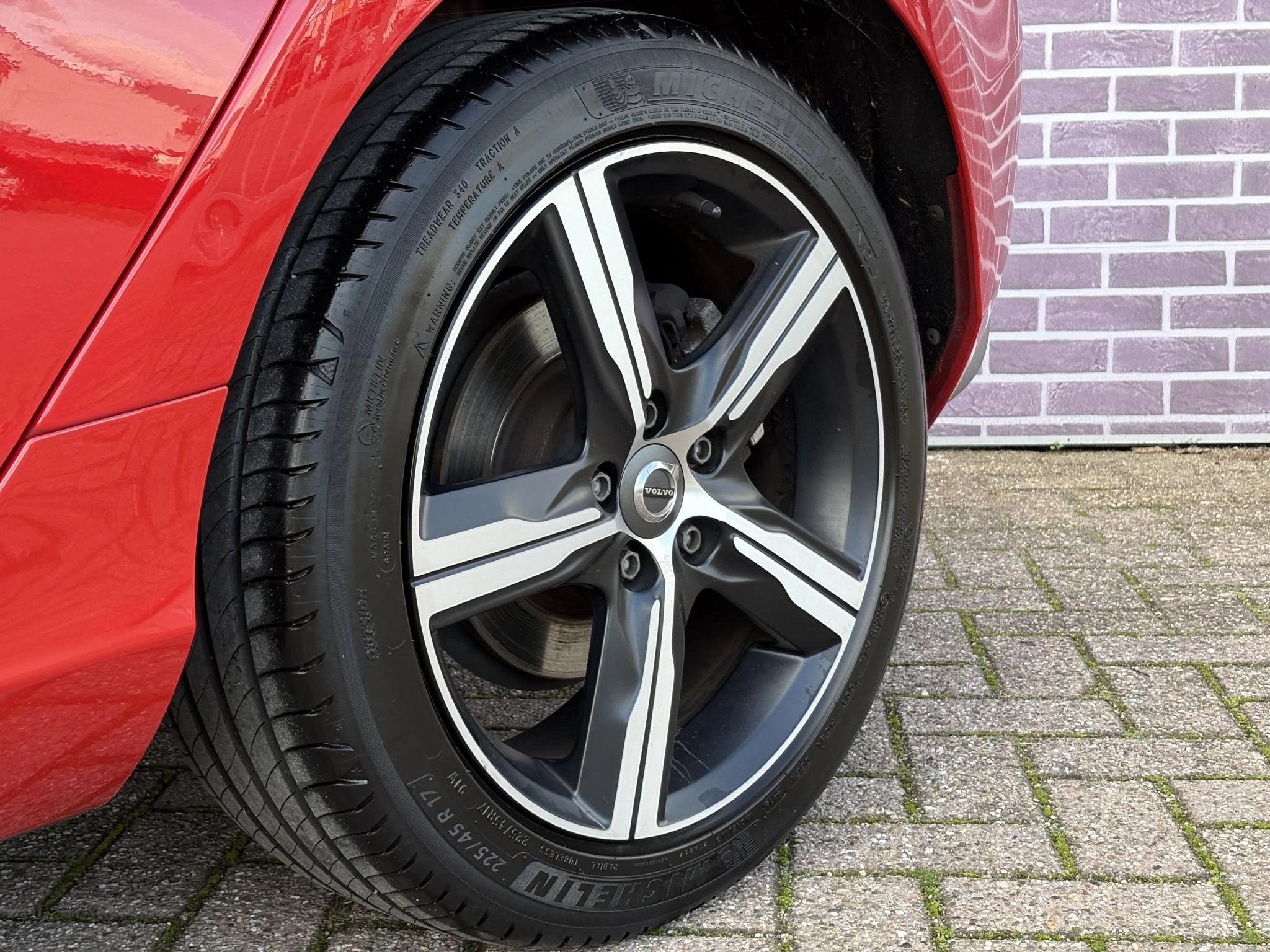 Hoofdafbeelding Volvo V40