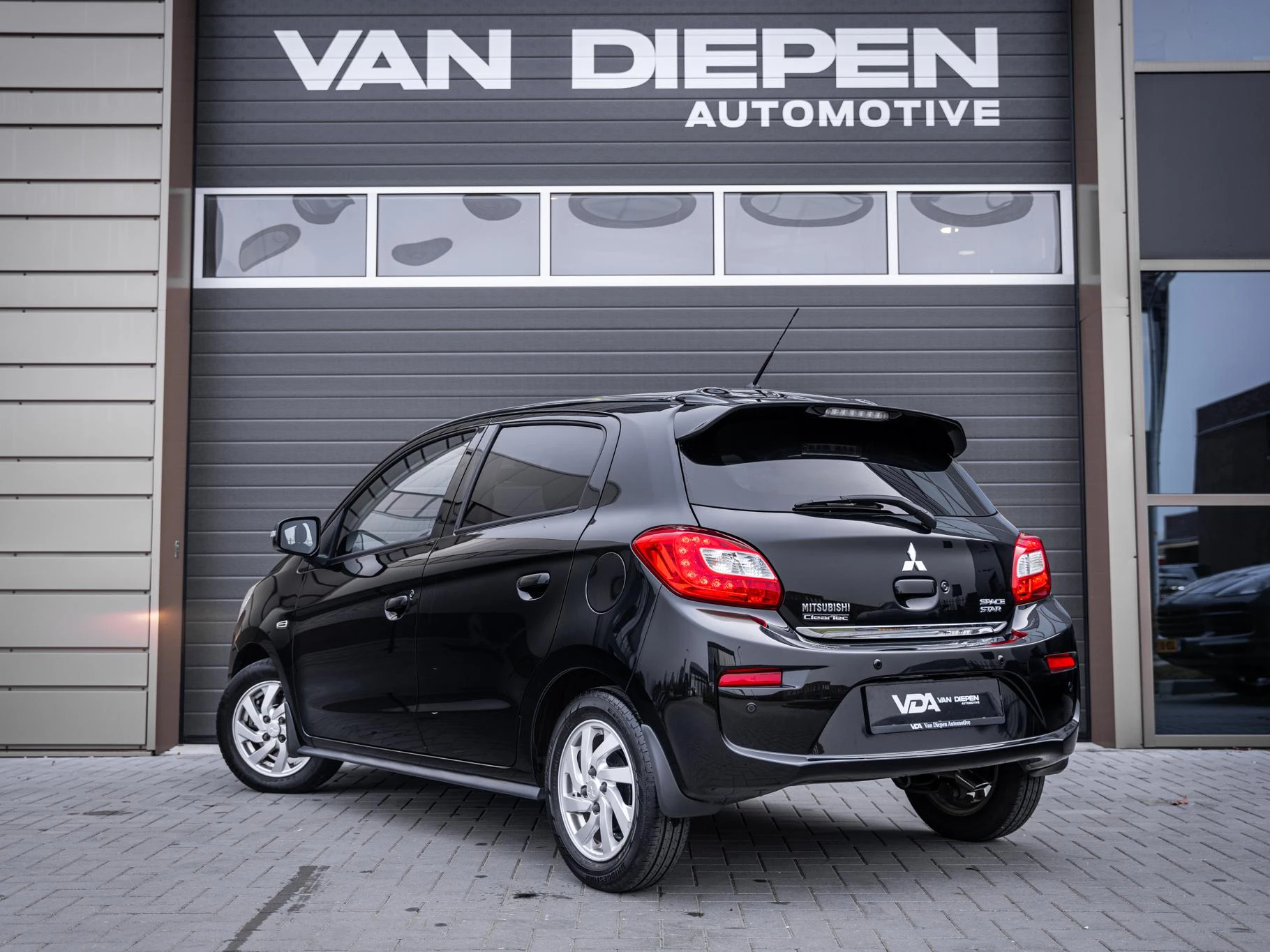 Hoofdafbeelding Mitsubishi Space Star