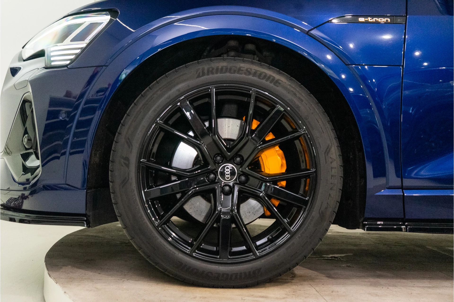 Hoofdafbeelding Audi e-tron