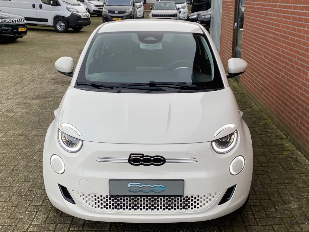 Hoofdafbeelding Fiat 500e