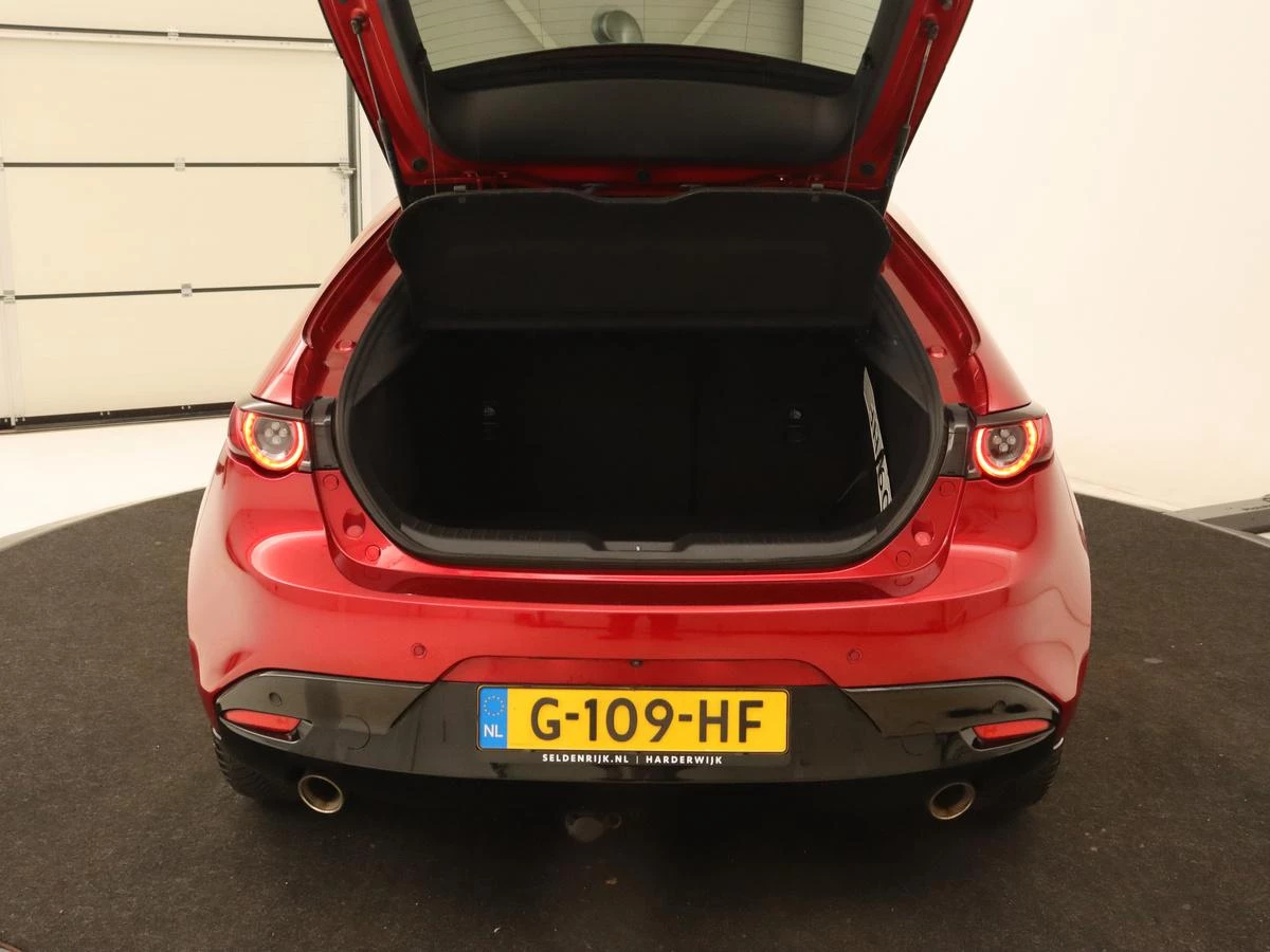 Hoofdafbeelding Mazda 3