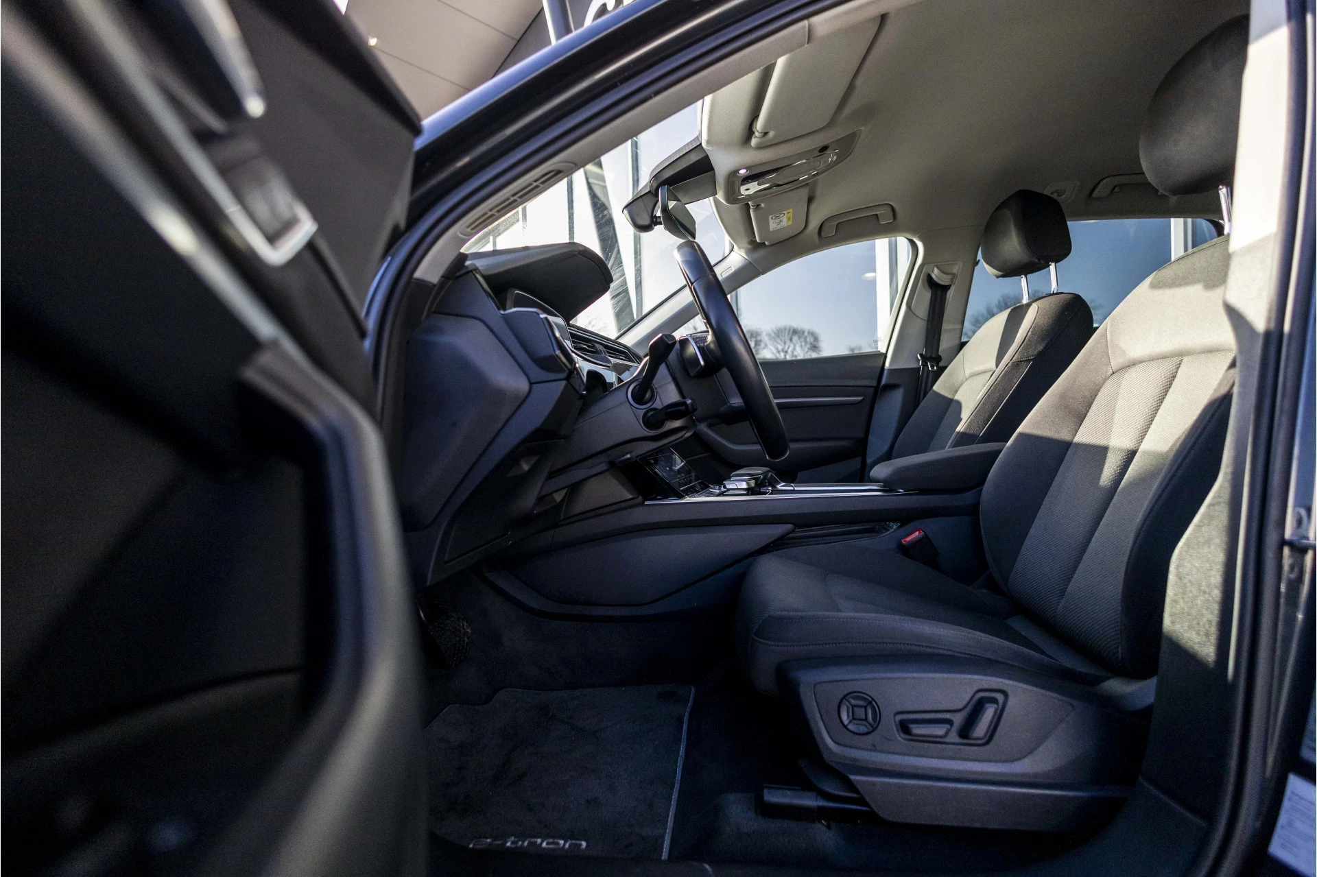 Hoofdafbeelding Audi e-tron