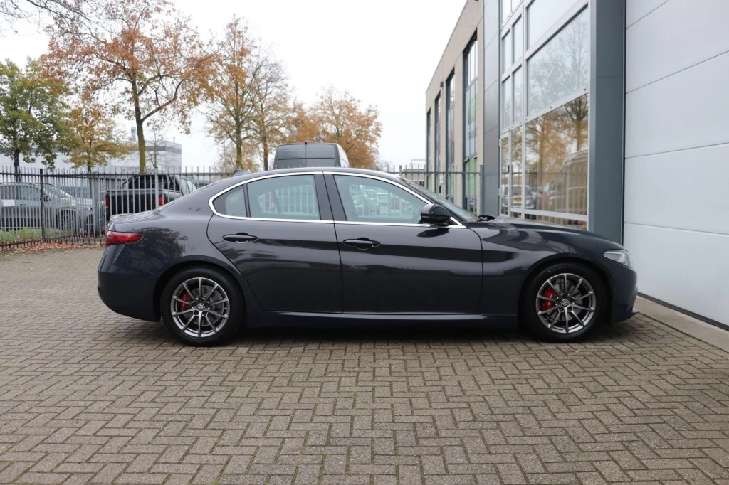 Hoofdafbeelding Alfa Romeo Giulia