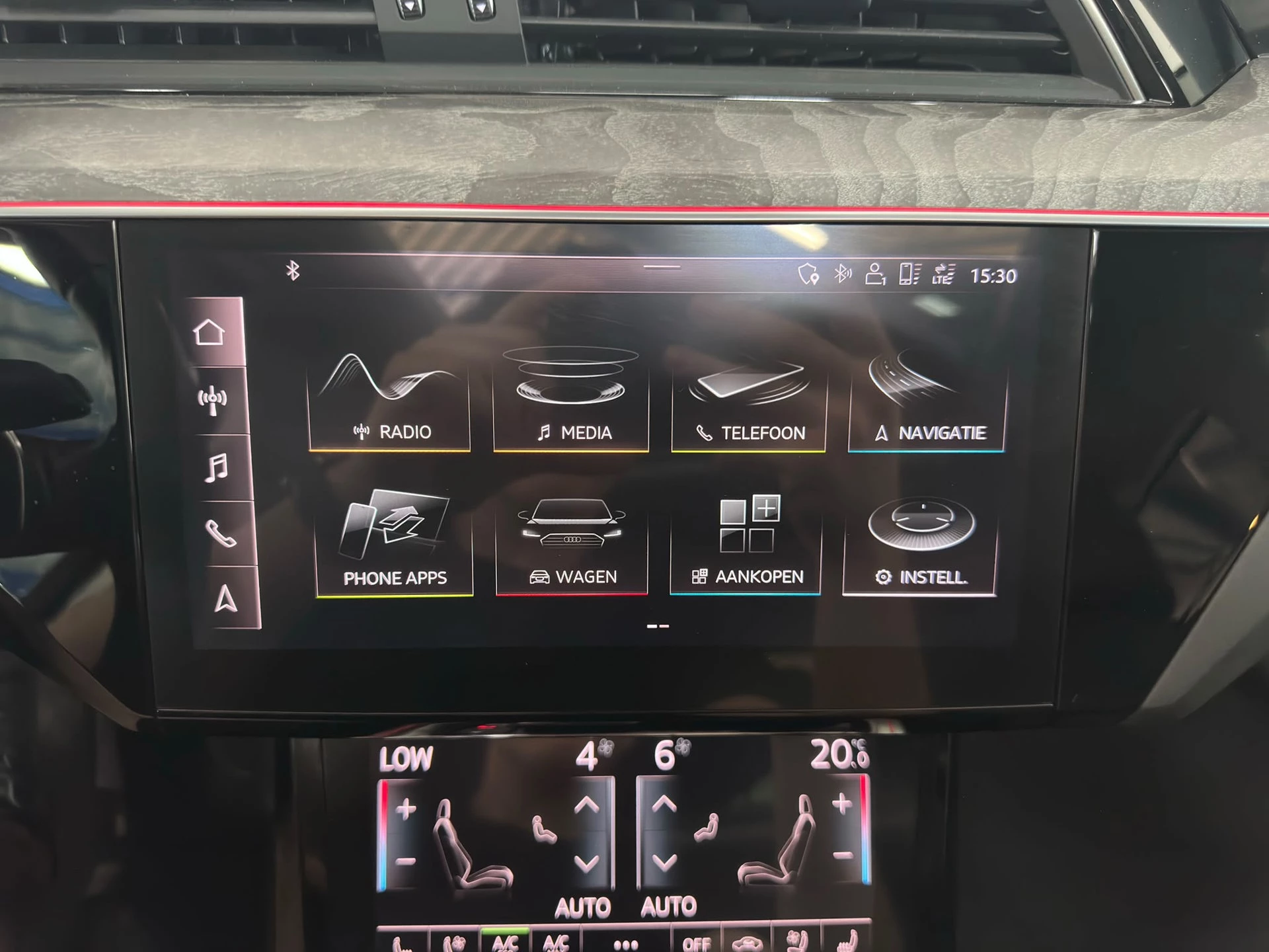 Hoofdafbeelding Audi e-tron