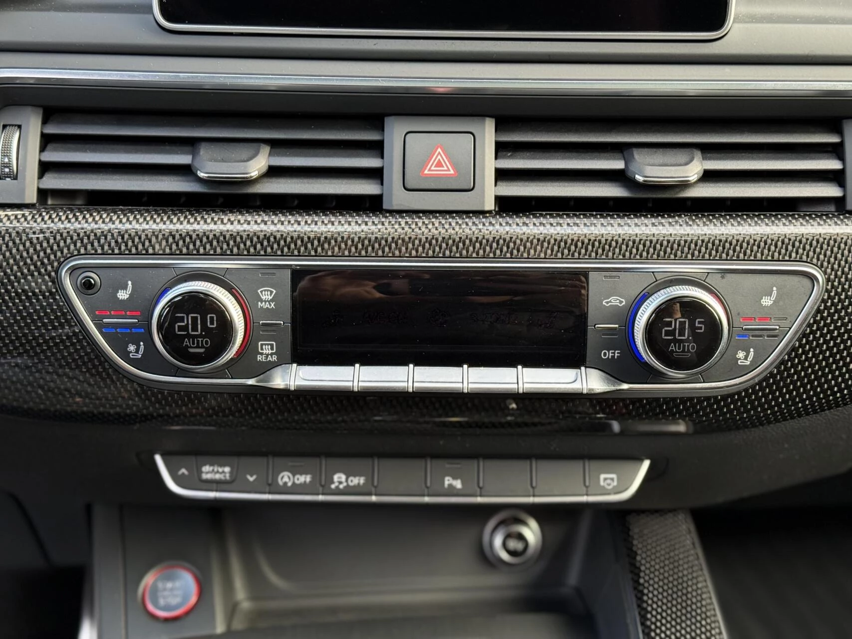 Hoofdafbeelding Audi S4