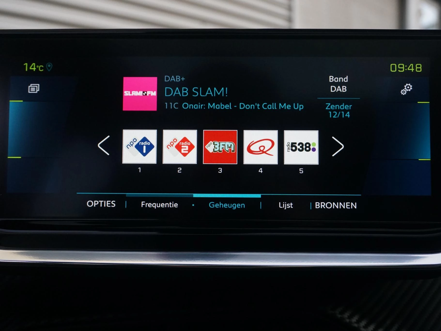 Hoofdafbeelding Peugeot e-208