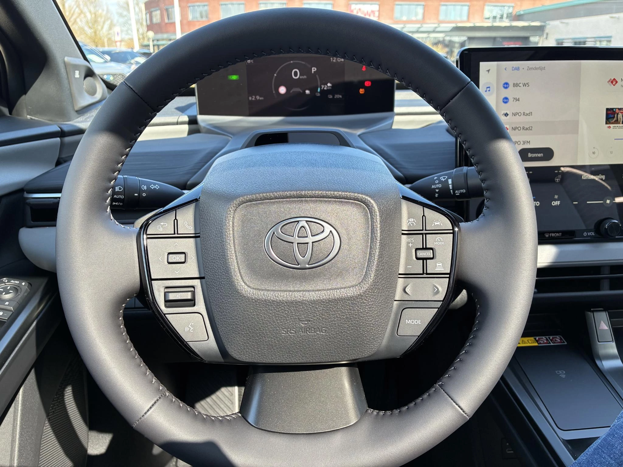Hoofdafbeelding Toyota C-HR+