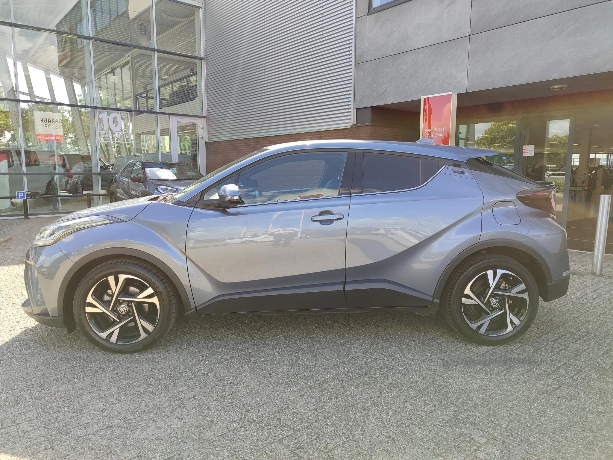 Hoofdafbeelding Toyota C-HR