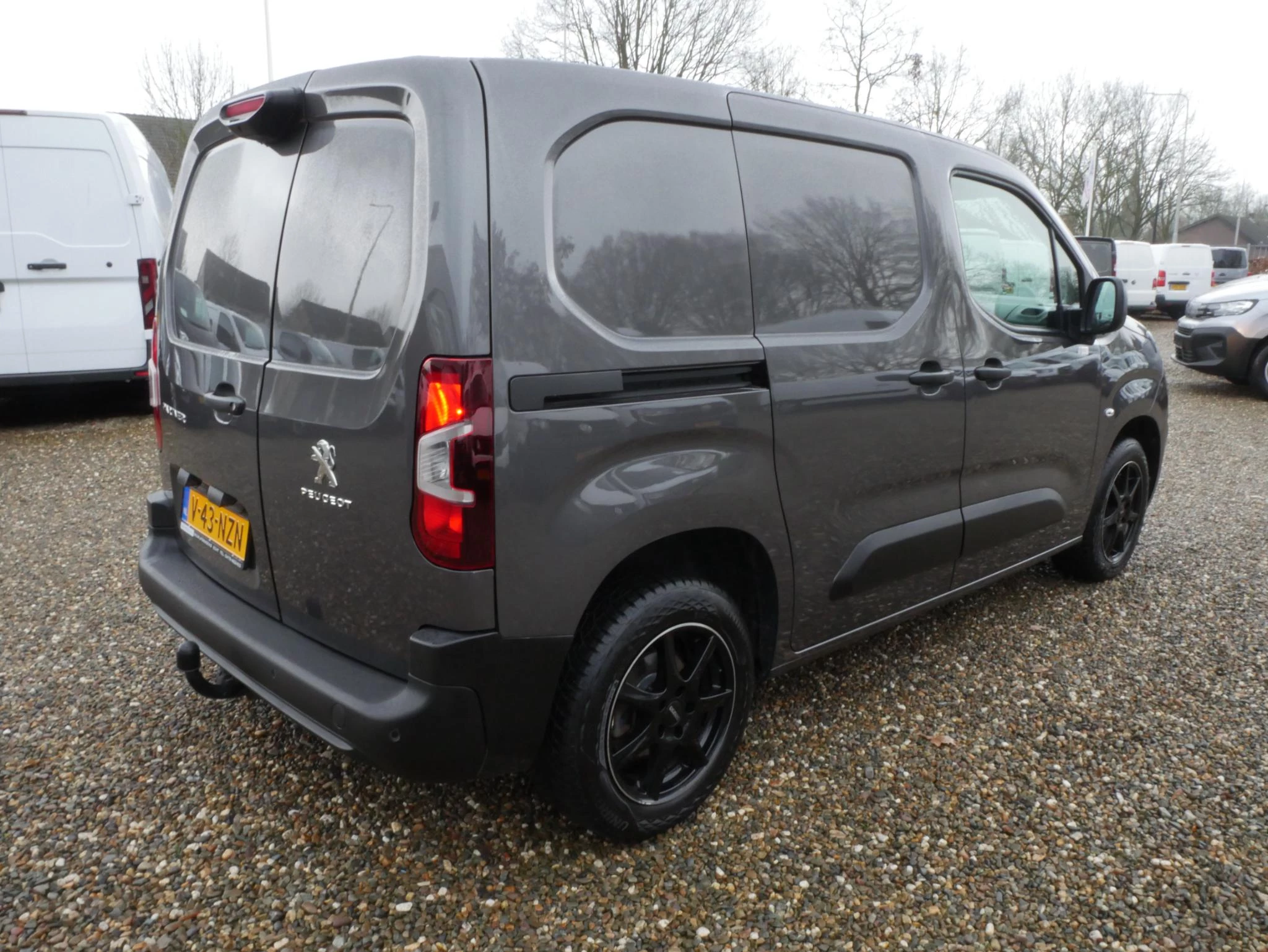 Hoofdafbeelding Peugeot Partner