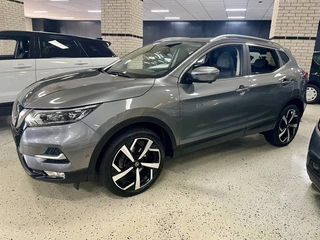 Hoofdafbeelding Nissan QASHQAI Nissan QASHQAI 1.2 Tekna Panorama Dak Leder 360 Parkeerhulp