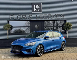 Hoofdafbeelding Ford Focus Ford Focus 1.0 EcoBoost | ST Line | CarPlay | Led |