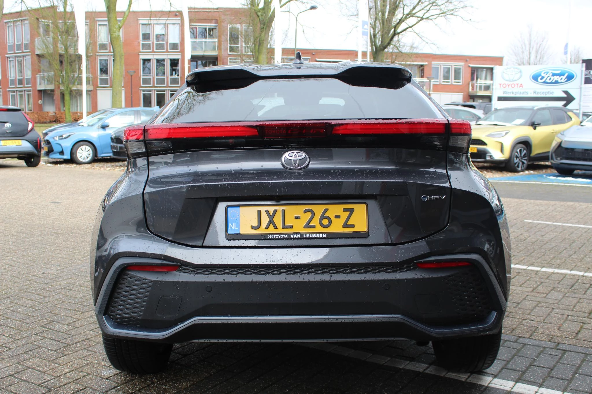 Hoofdafbeelding Toyota C-HR