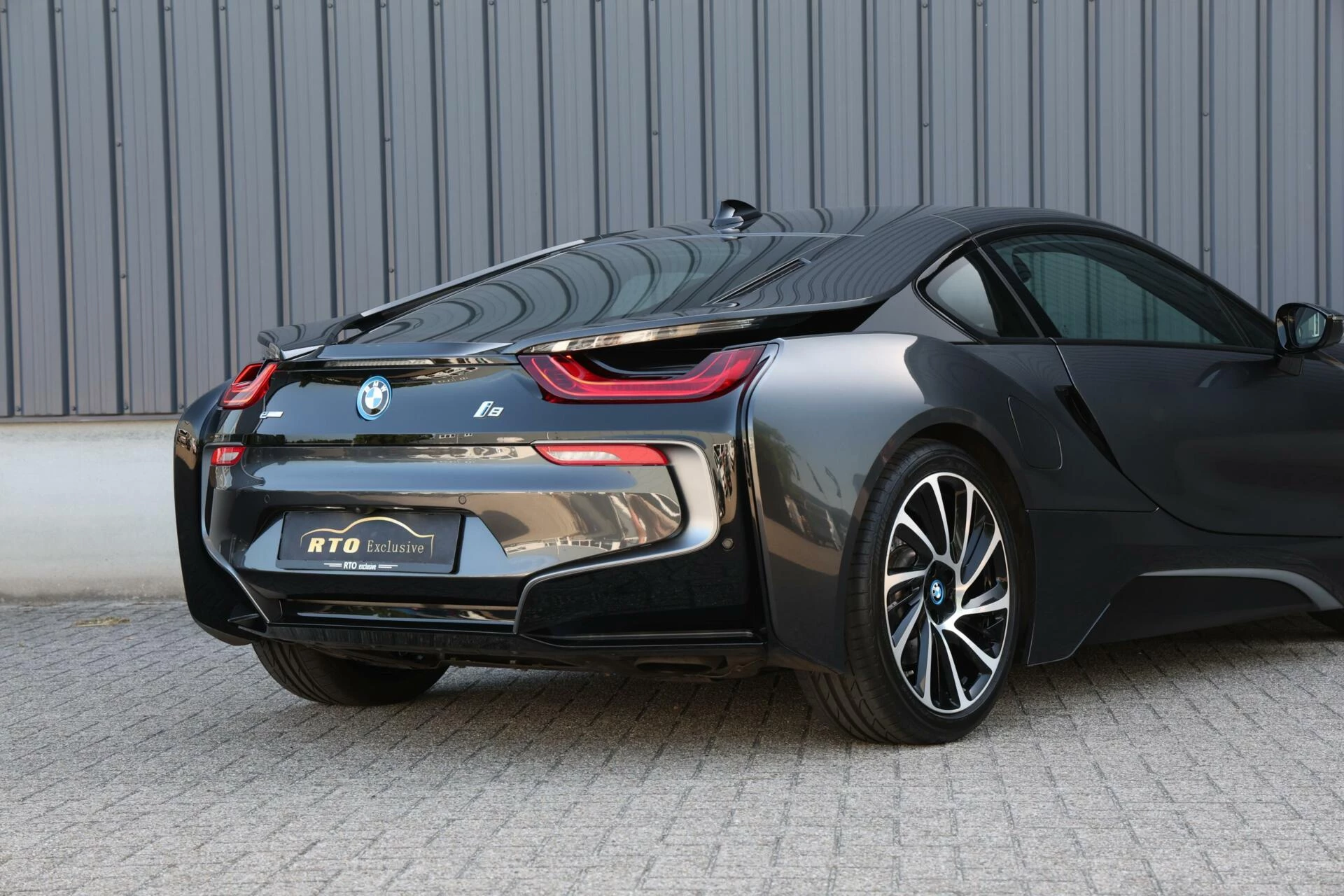 Hoofdafbeelding BMW i8