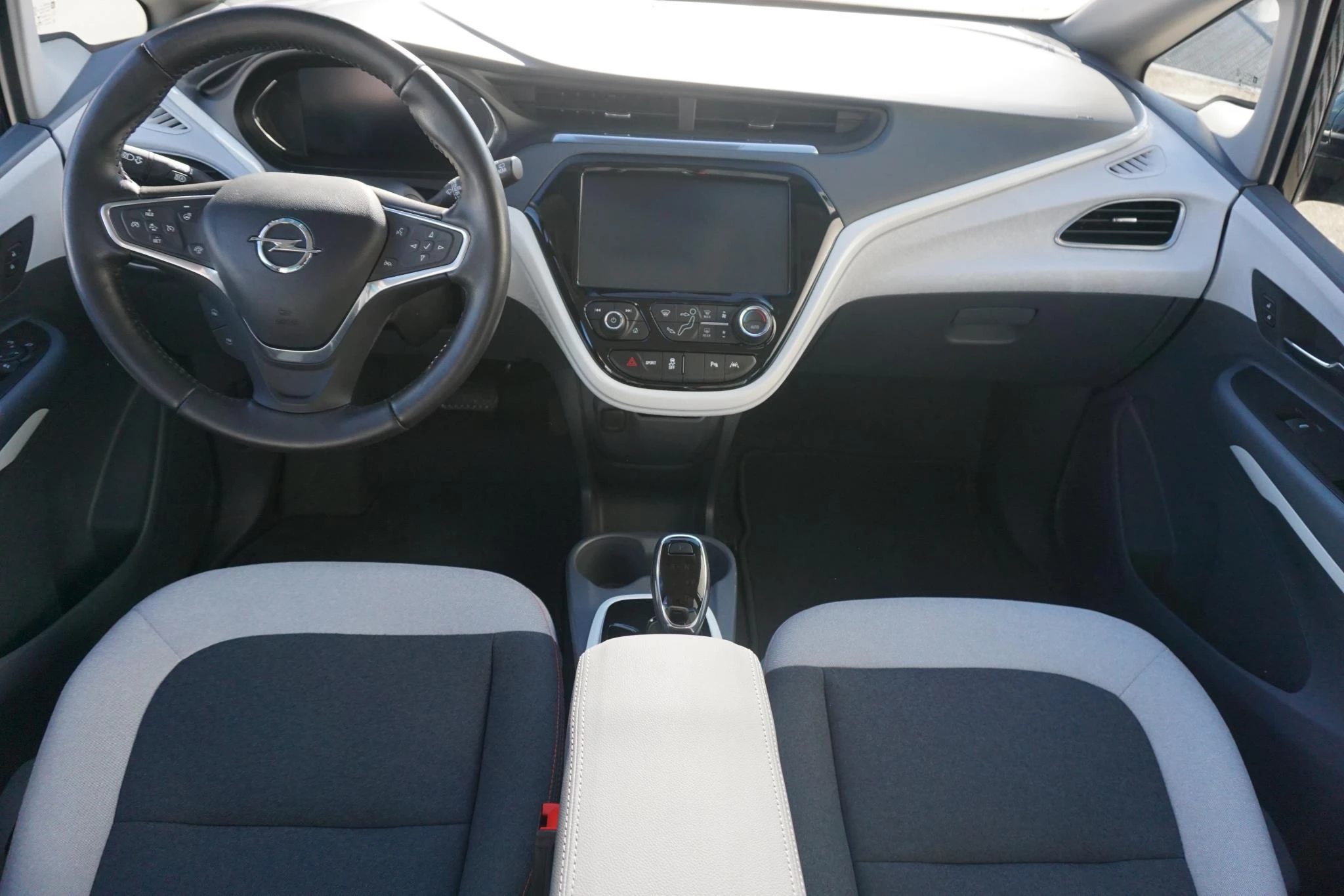 Hoofdafbeelding Opel Ampera-e