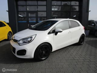 Hoofdafbeelding Kia Rio Kia Rio 1.2 CVVT Plus Pack 5drs 165dkm Org Ned Sportief!