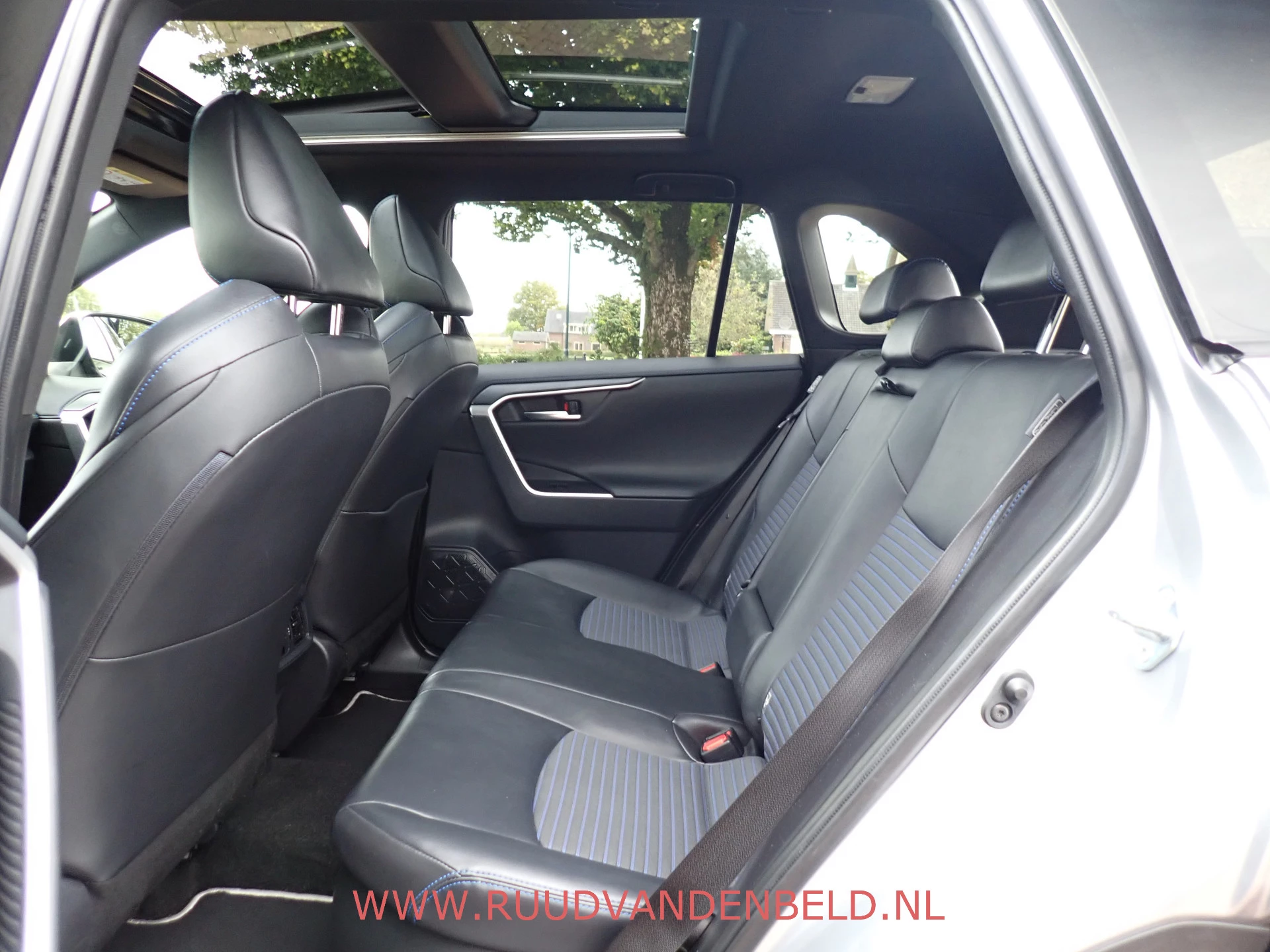 Hoofdafbeelding Toyota RAV4