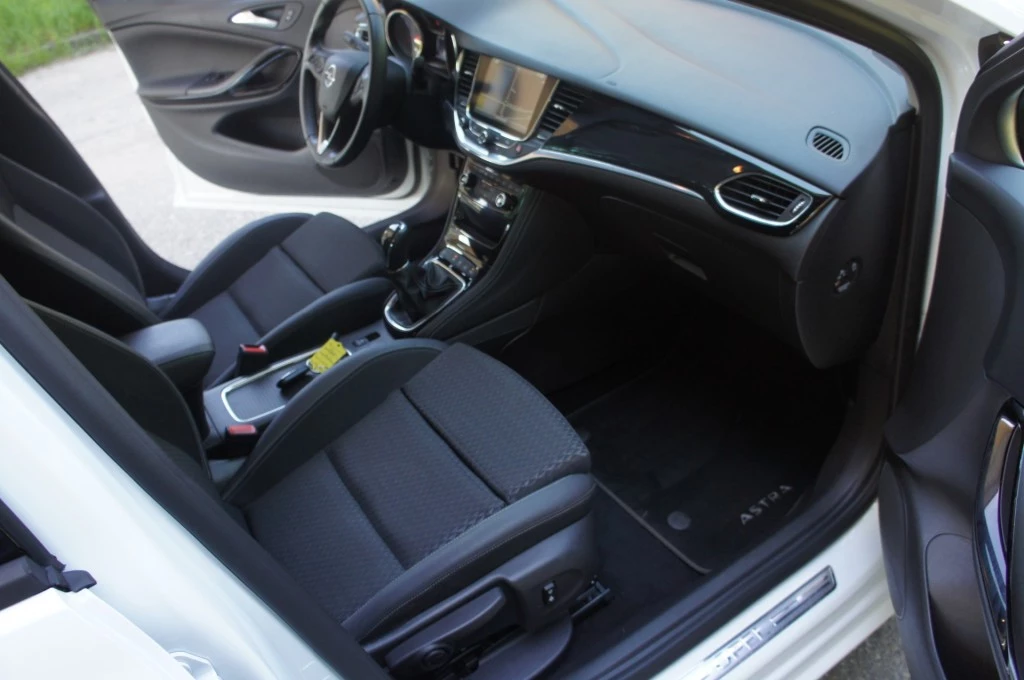 Hoofdafbeelding Opel Astra