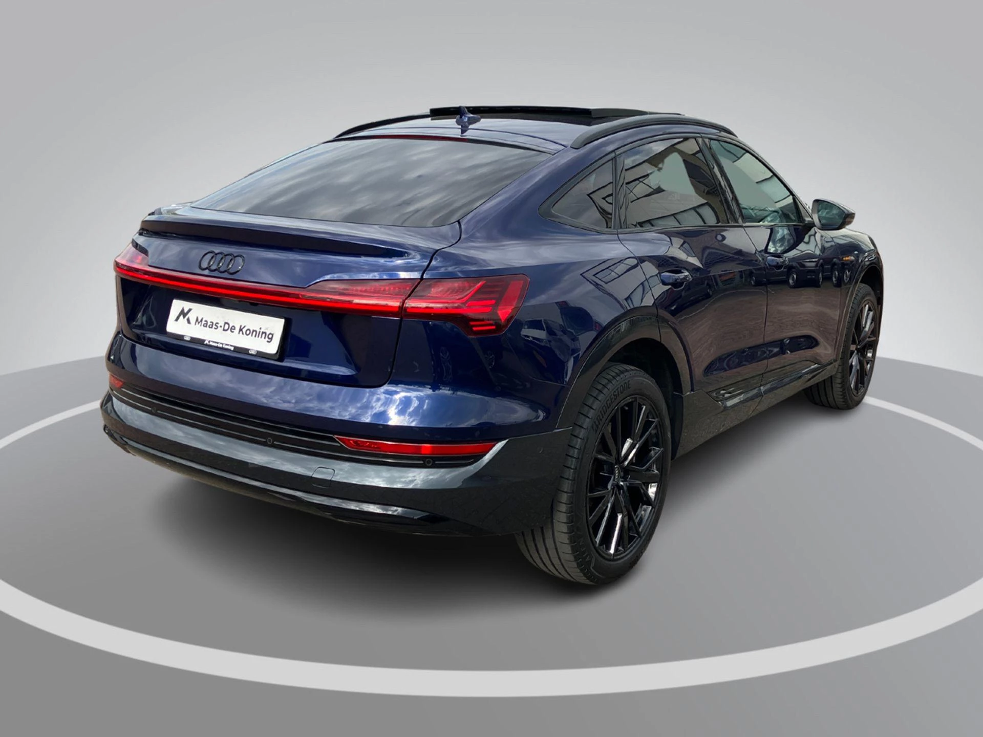 Hoofdafbeelding Audi e-tron