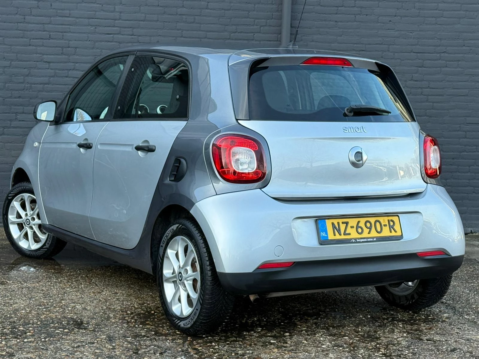 Hoofdafbeelding smart Forfour