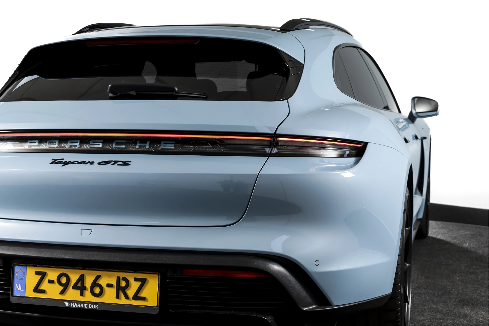 Hoofdafbeelding Porsche Taycan
