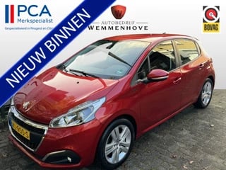 Hoofdafbeelding Peugeot 208 Peugeot 208 1.2 PureTech Signature El. ramen/Lichtmetalen velgen/Airco