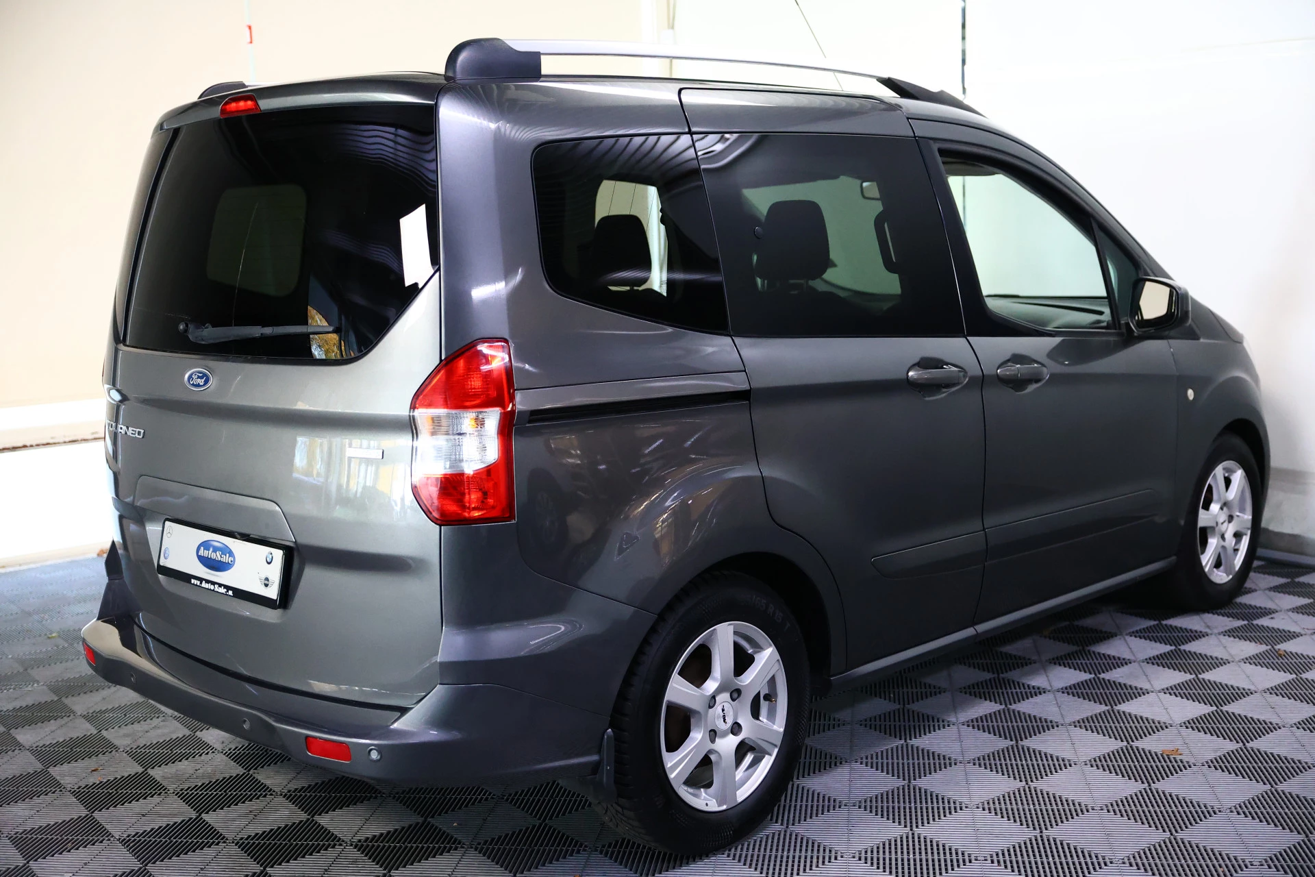 Hoofdafbeelding Ford Tourneo Courier
