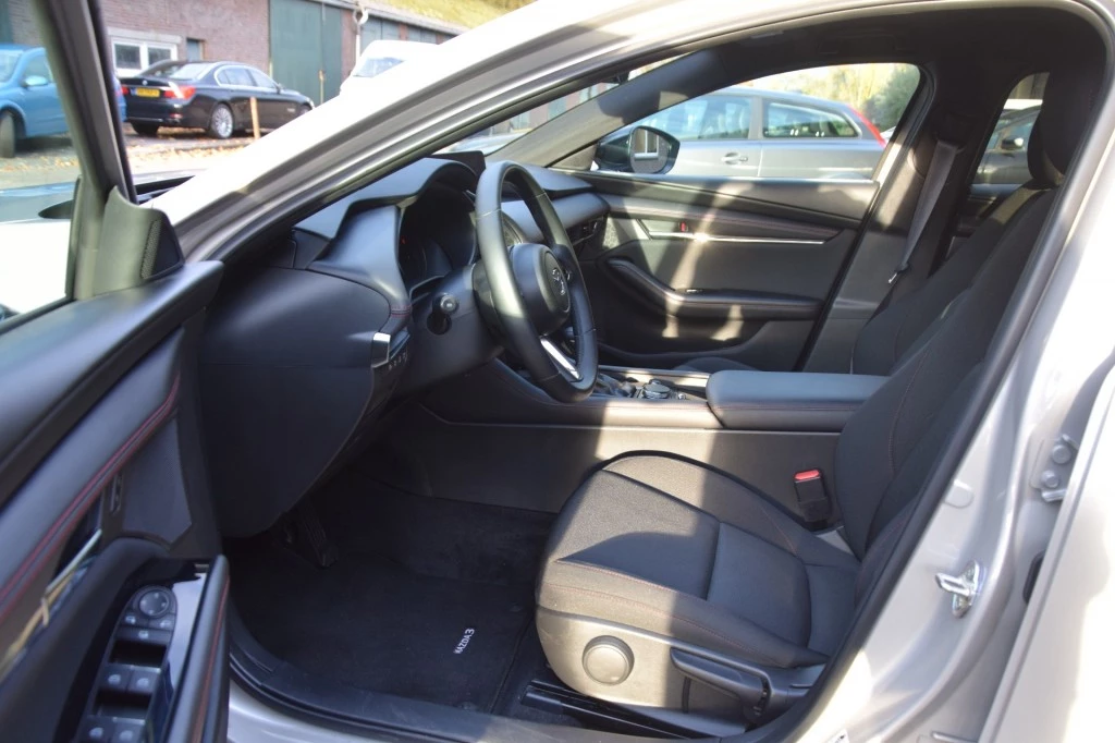 Hoofdafbeelding Mazda 3