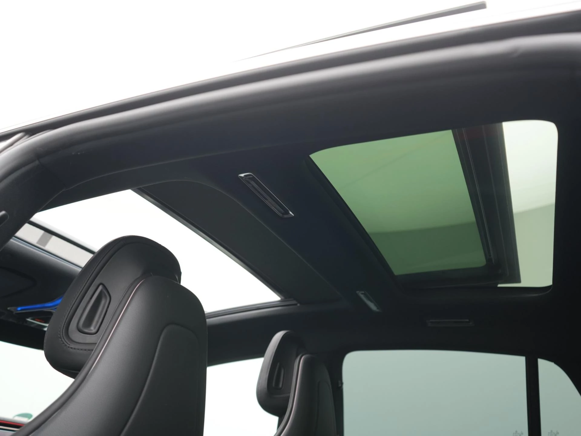 Hoofdafbeelding Mercedes-Benz EQS