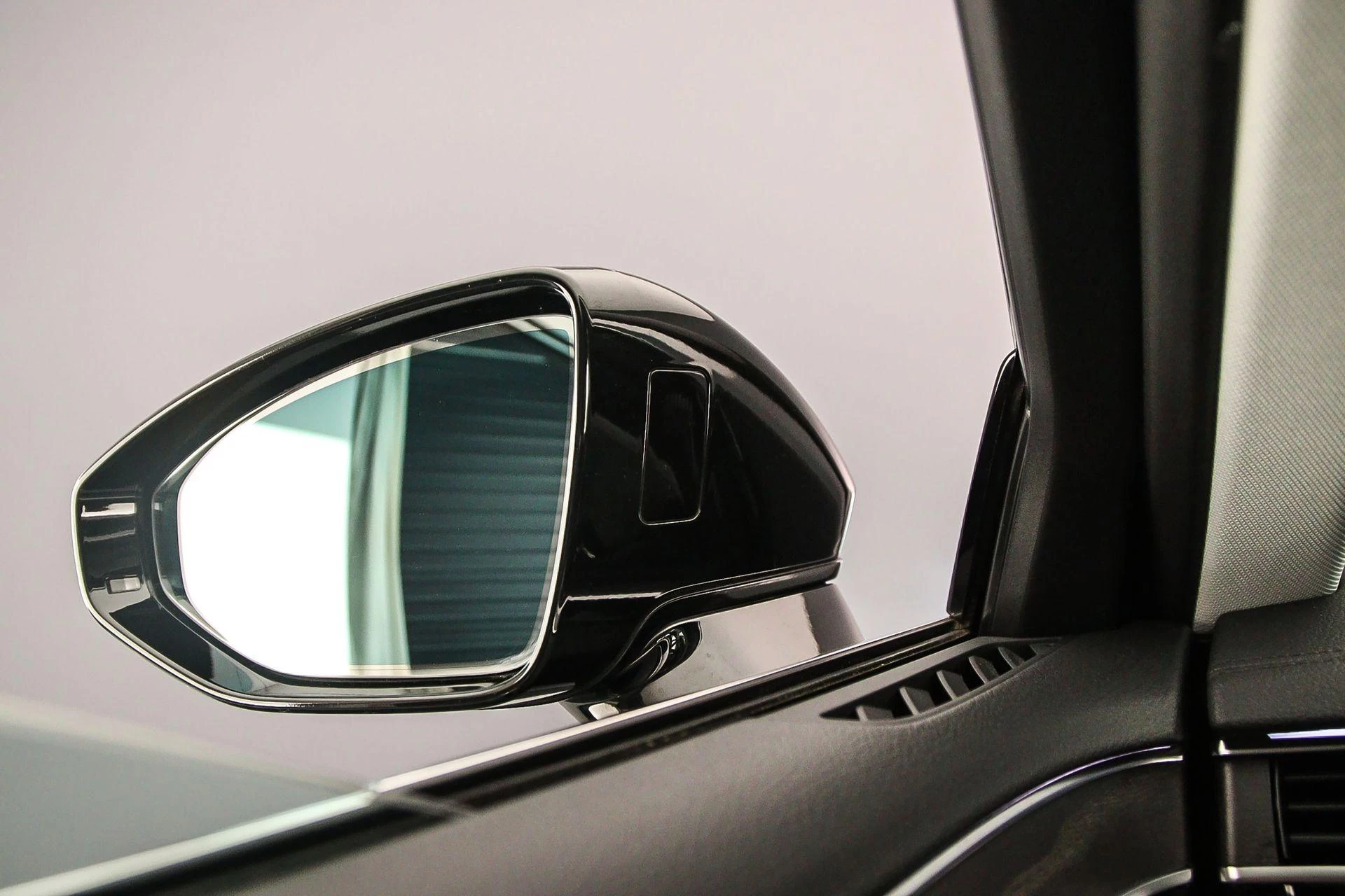 Hoofdafbeelding Audi A8