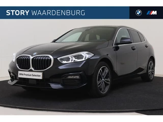 BMW 1 Serie 118i Sport Line Automaat / Sportstoelen / LED / Cruise Control / Live Cockpit Professional