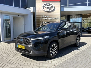Toyota Corolla Cross 2.0 HYBRID 184PK FIRST-EDITION BLIND-SPOT EL-ACHTERKLEP LM-VELGEN KEYLESS PARK-SENSOREN STOELVERW DRAADLOOS-LADEN AD-CRUISE BLUETOOTH