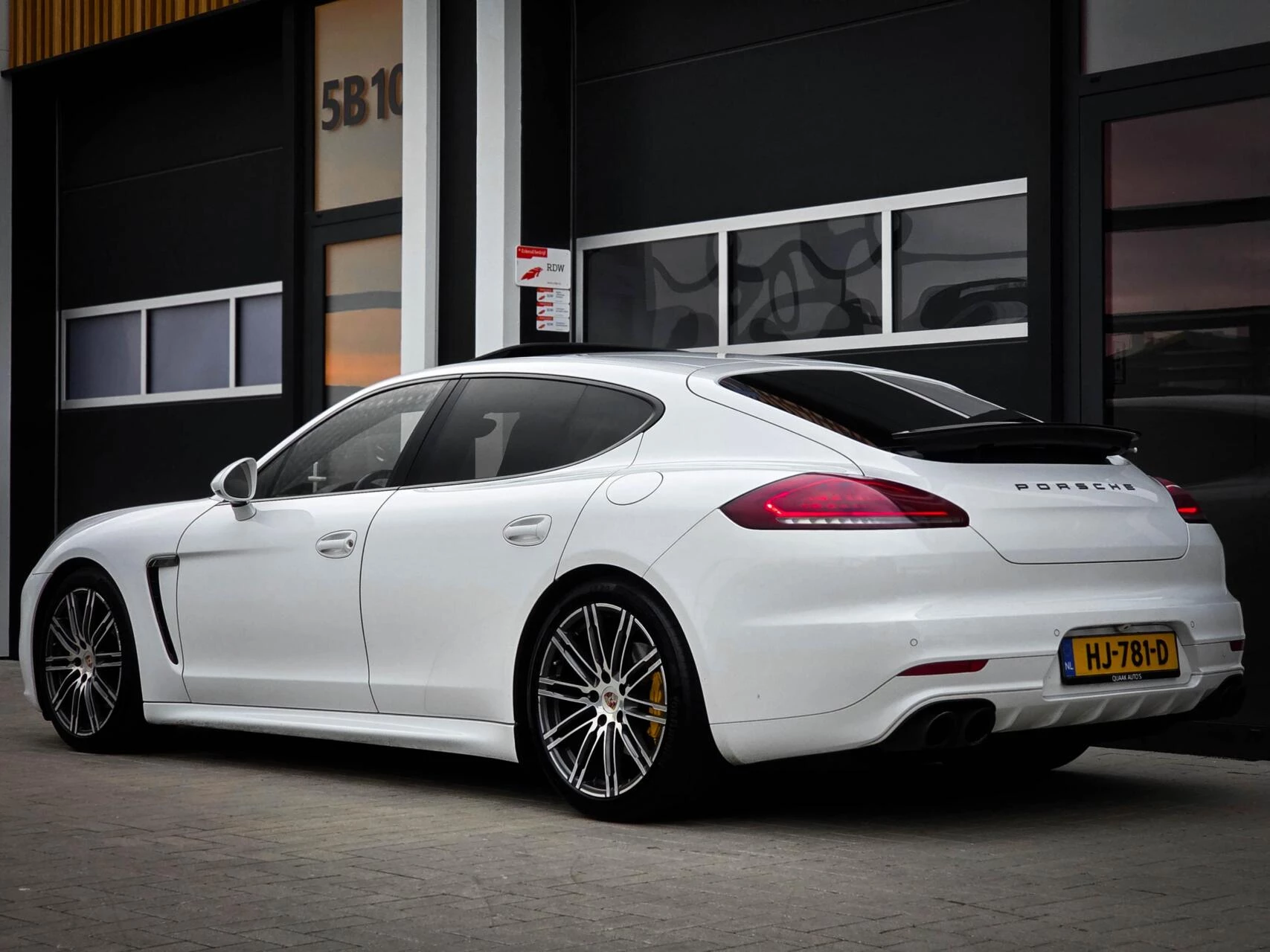 Hoofdafbeelding Porsche Panamera