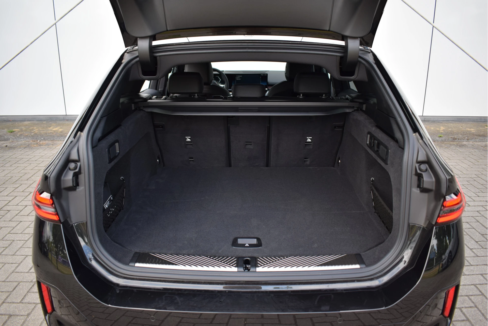 Hoofdafbeelding BMW i5