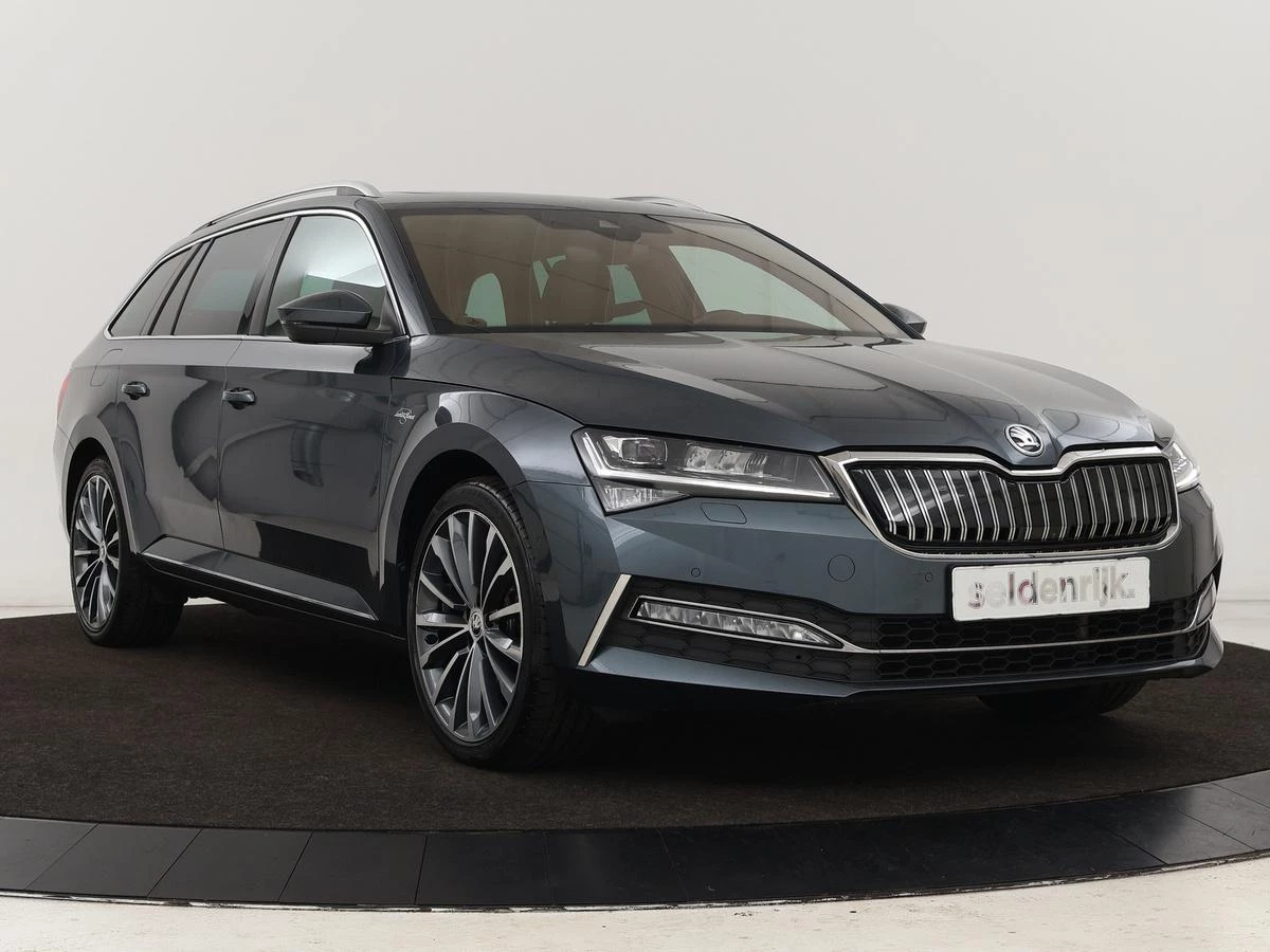 Hoofdafbeelding Škoda Superb