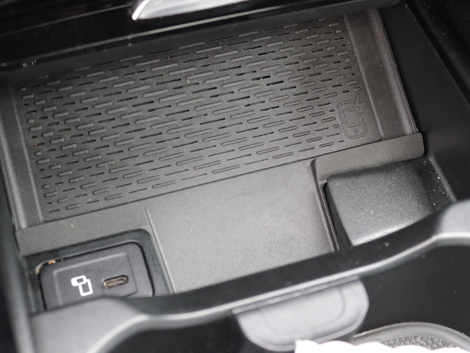 Hoofdafbeelding Mercedes-Benz EQA
