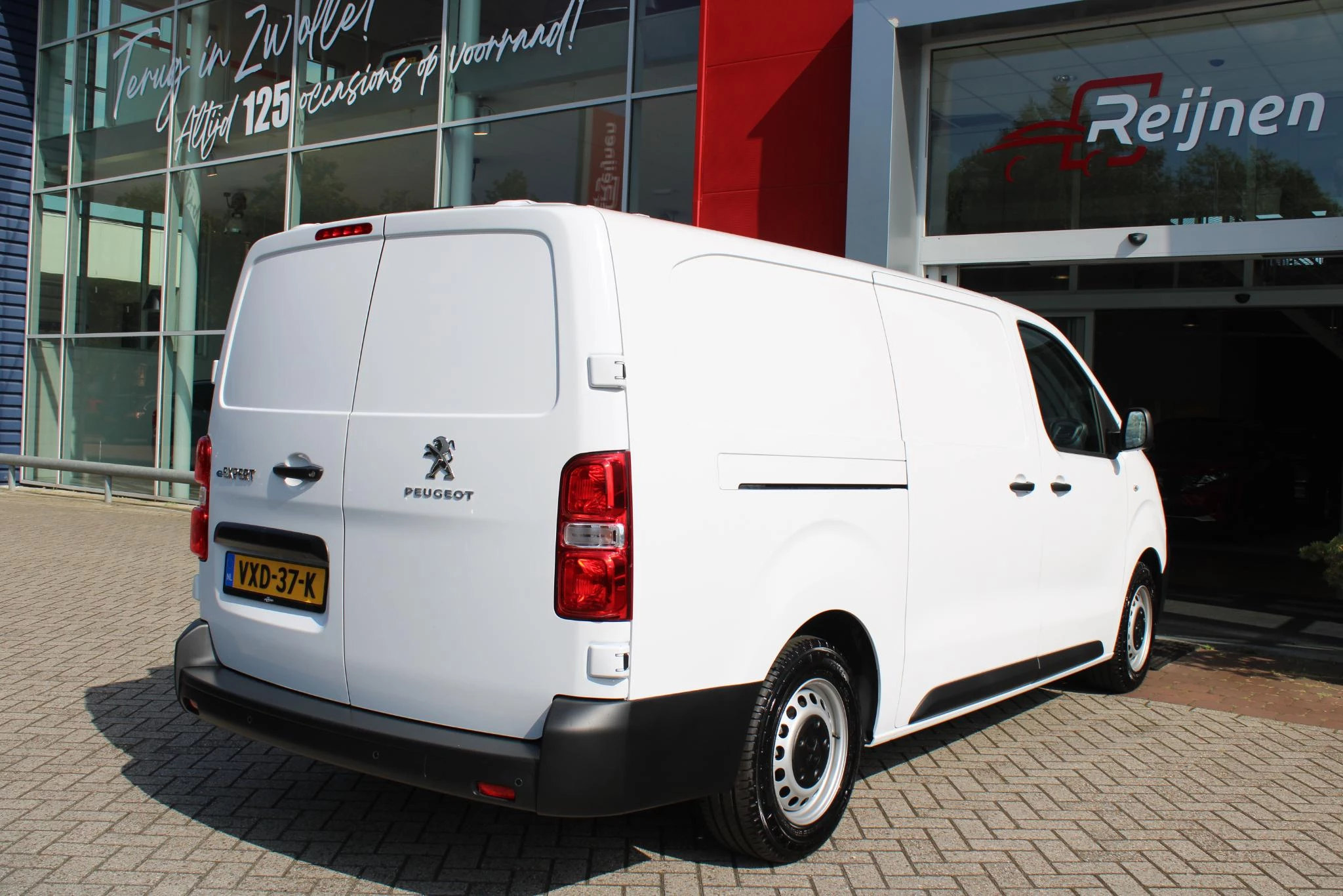 Hoofdafbeelding Peugeot e-Expert