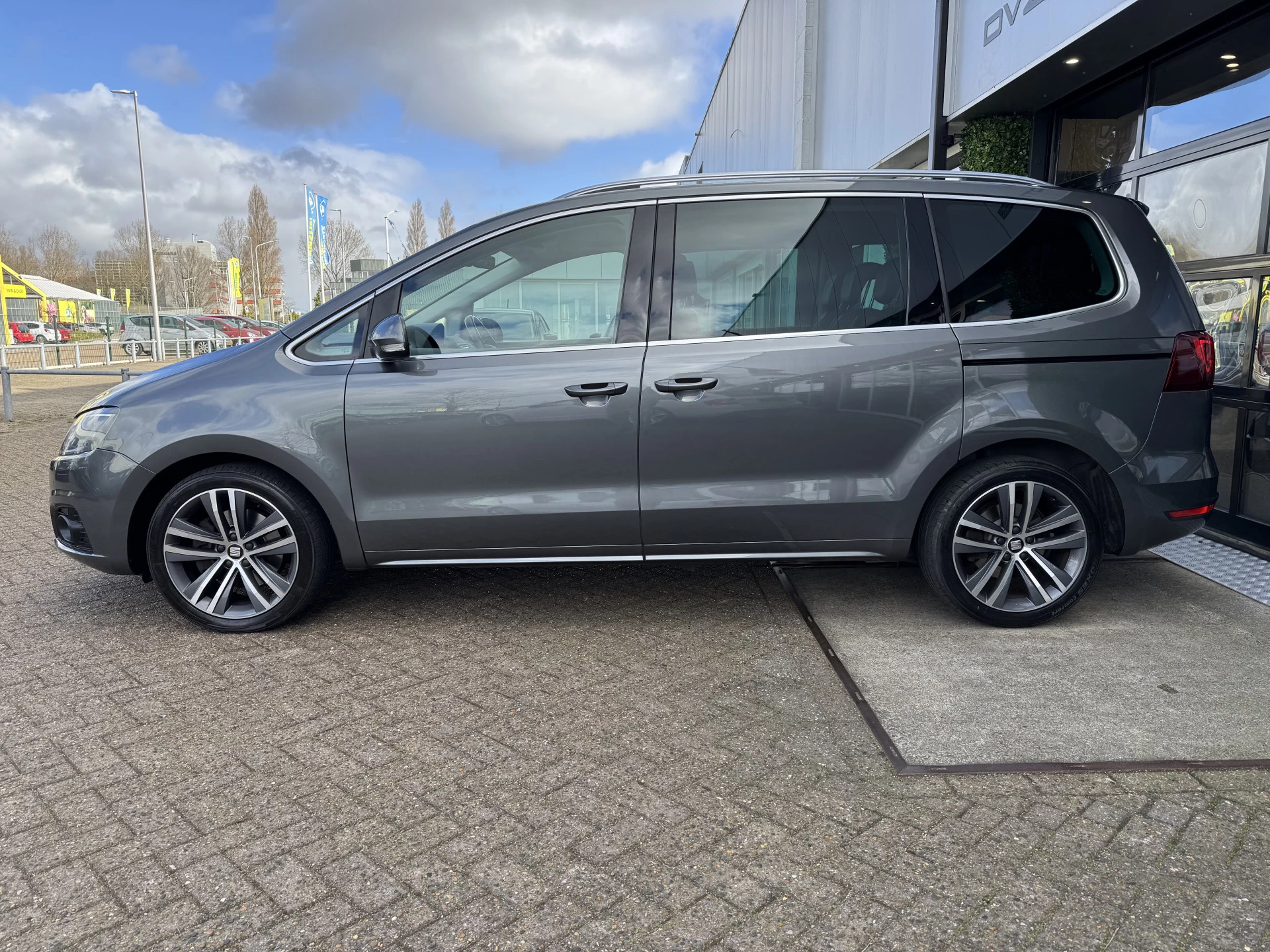 Hoofdafbeelding SEAT Alhambra