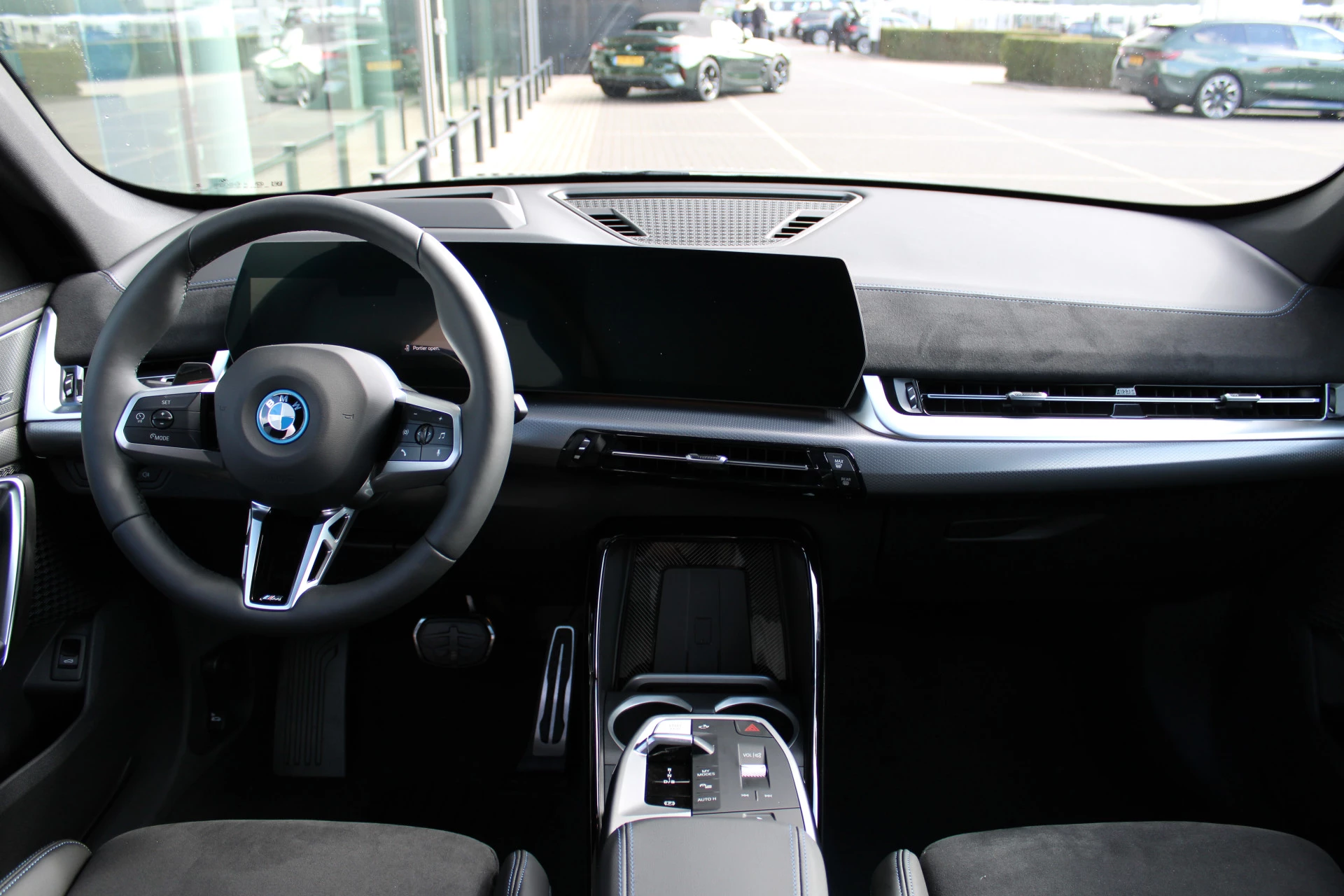Hoofdafbeelding BMW iX1