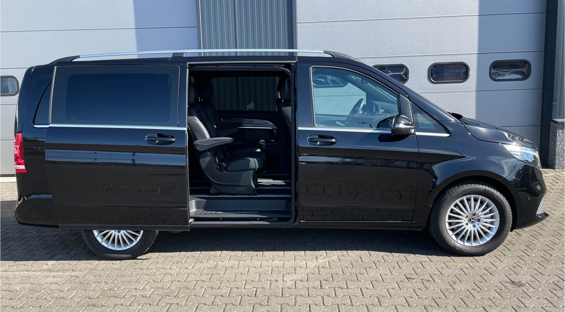 Hoofdafbeelding Mercedes-Benz EQV