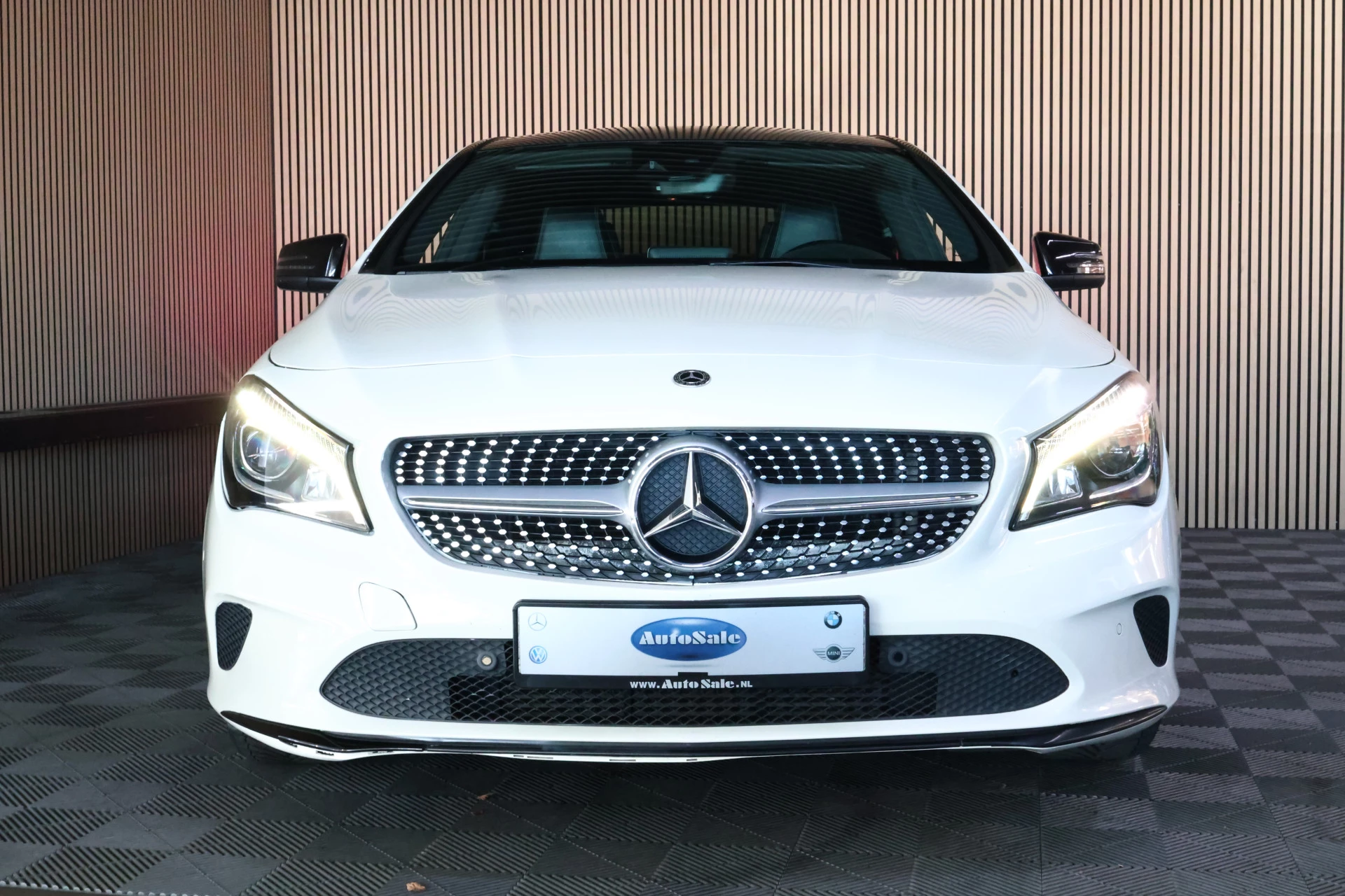 Hoofdafbeelding Mercedes-Benz CLA