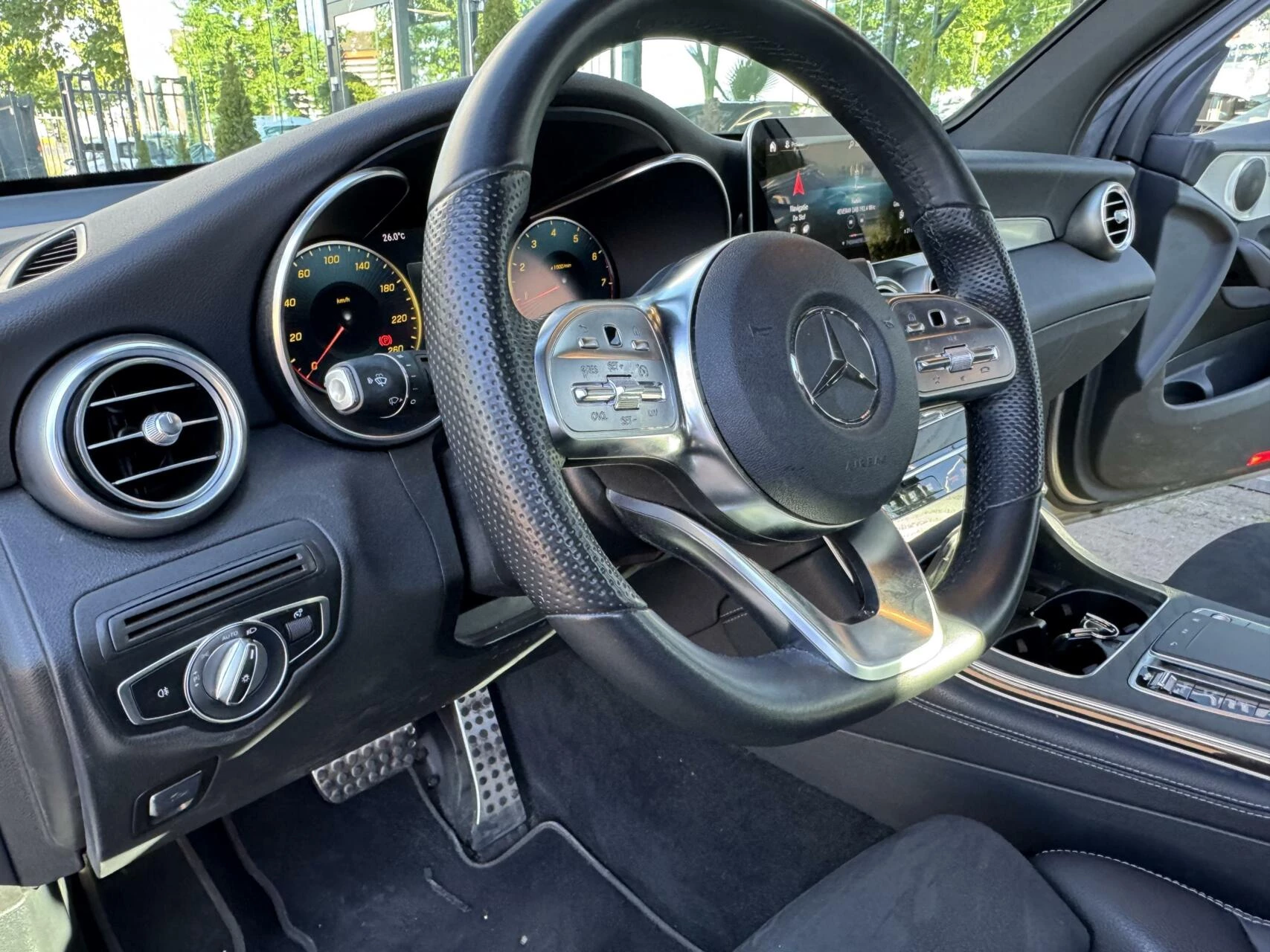 Hoofdafbeelding Mercedes-Benz GLC