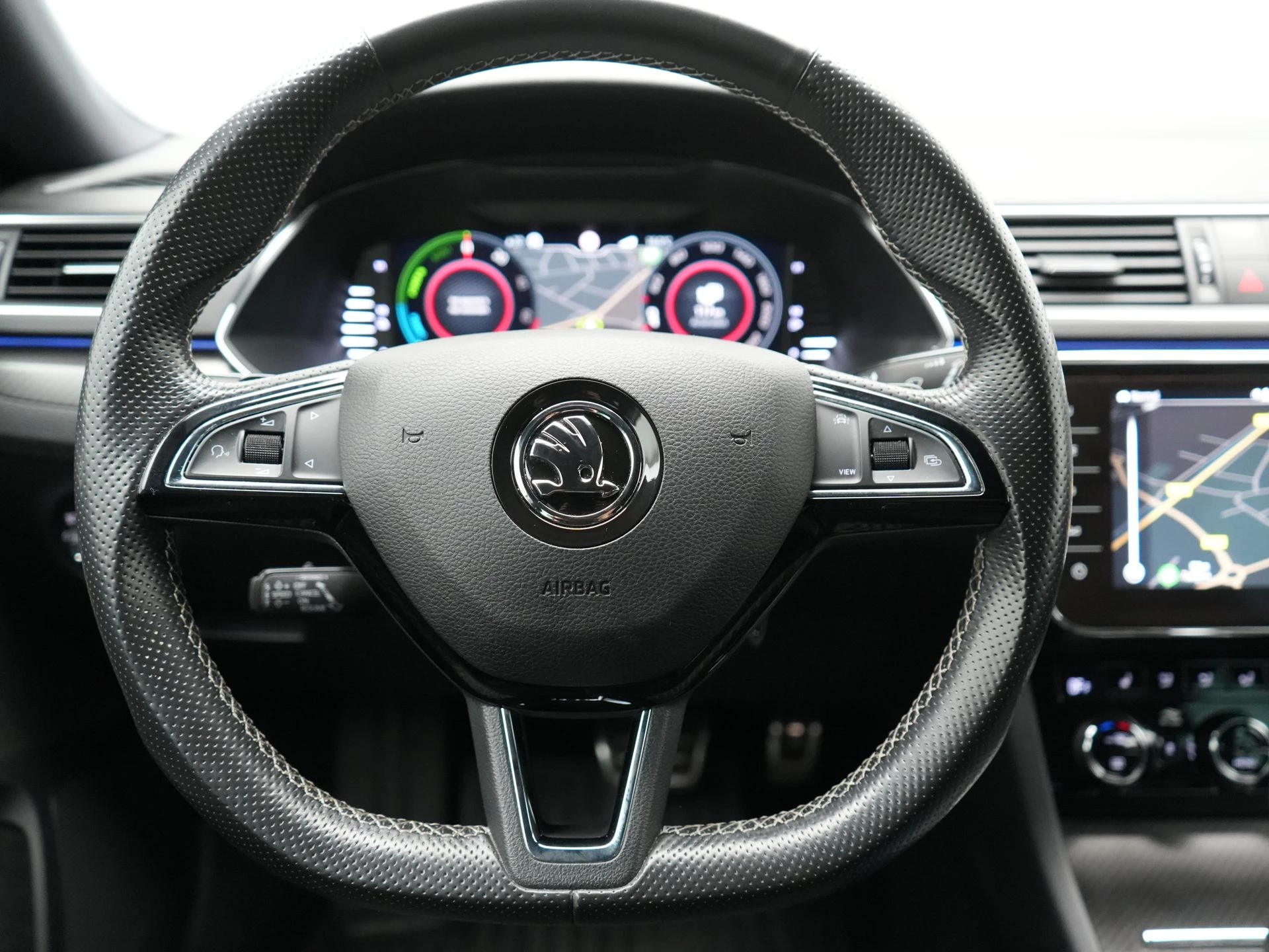 Hoofdafbeelding Škoda Superb