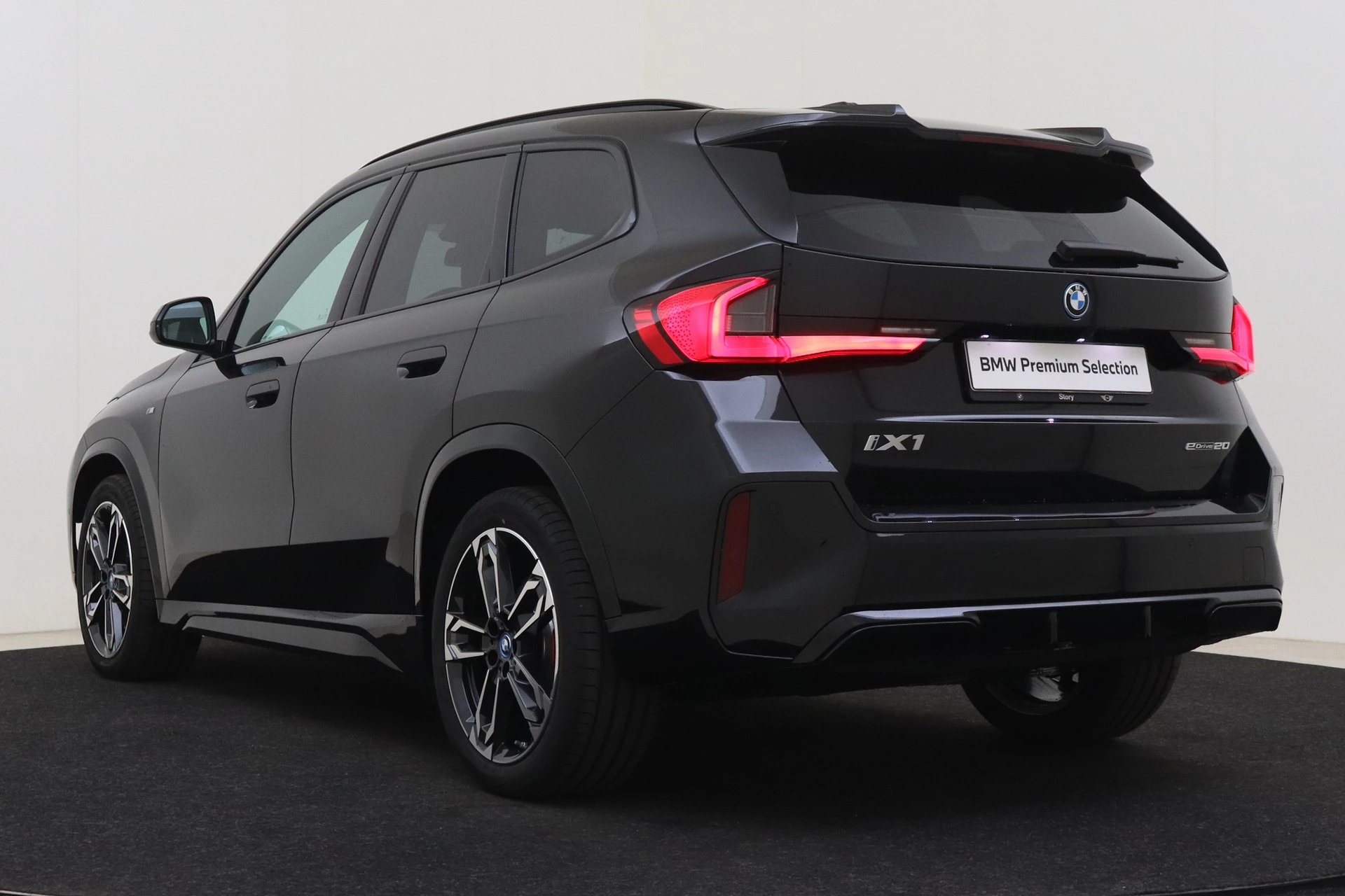 Hoofdafbeelding BMW iX1