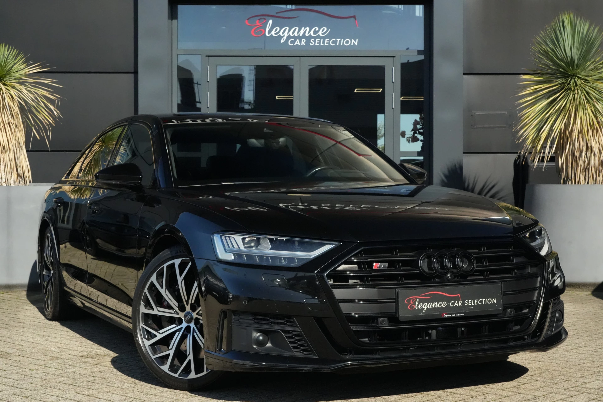 Hoofdafbeelding Audi S8