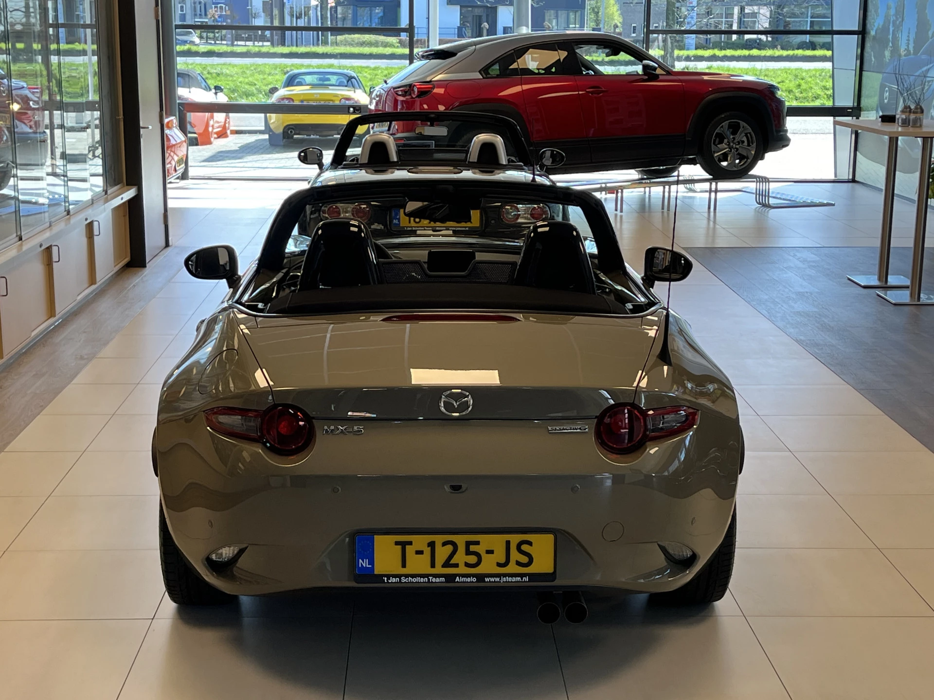 Hoofdafbeelding Mazda MX-5