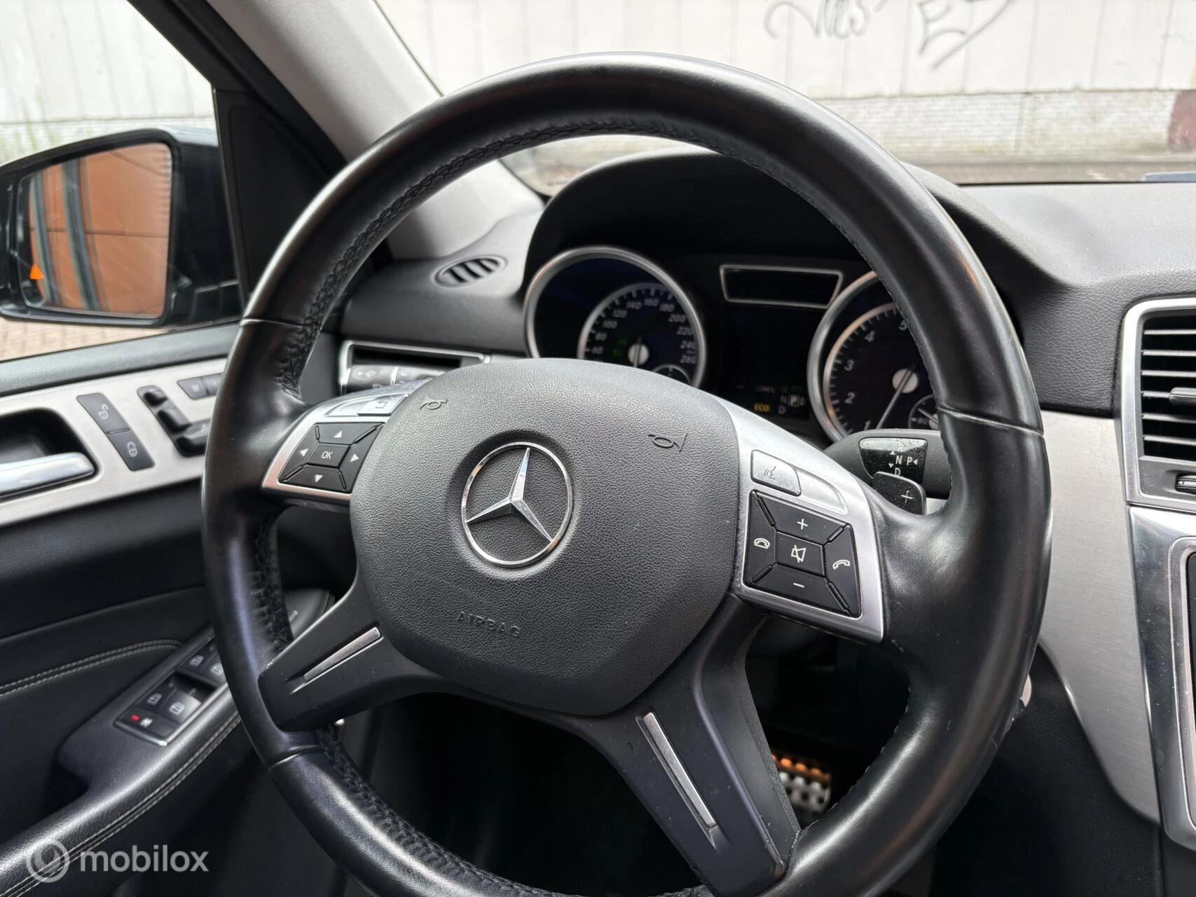 Hoofdafbeelding Mercedes-Benz M-Klasse